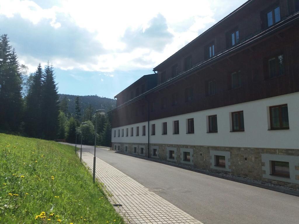 Apartman Spicak Sruby Bagian luar foto