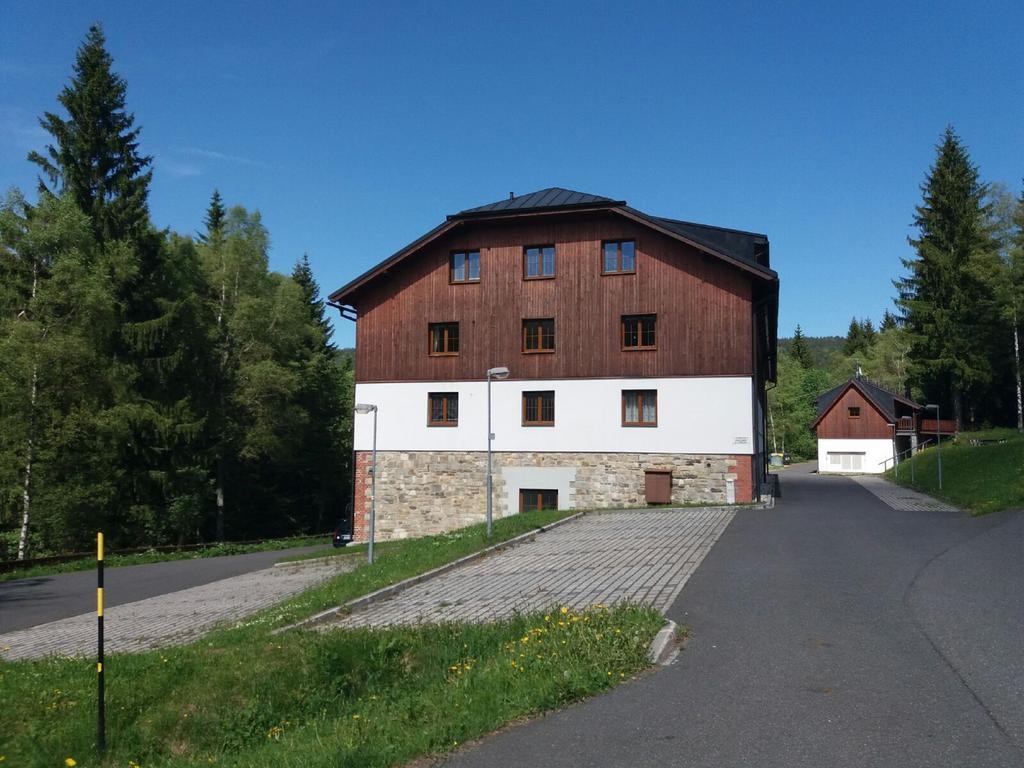 Apartman Spicak Sruby Bagian luar foto
