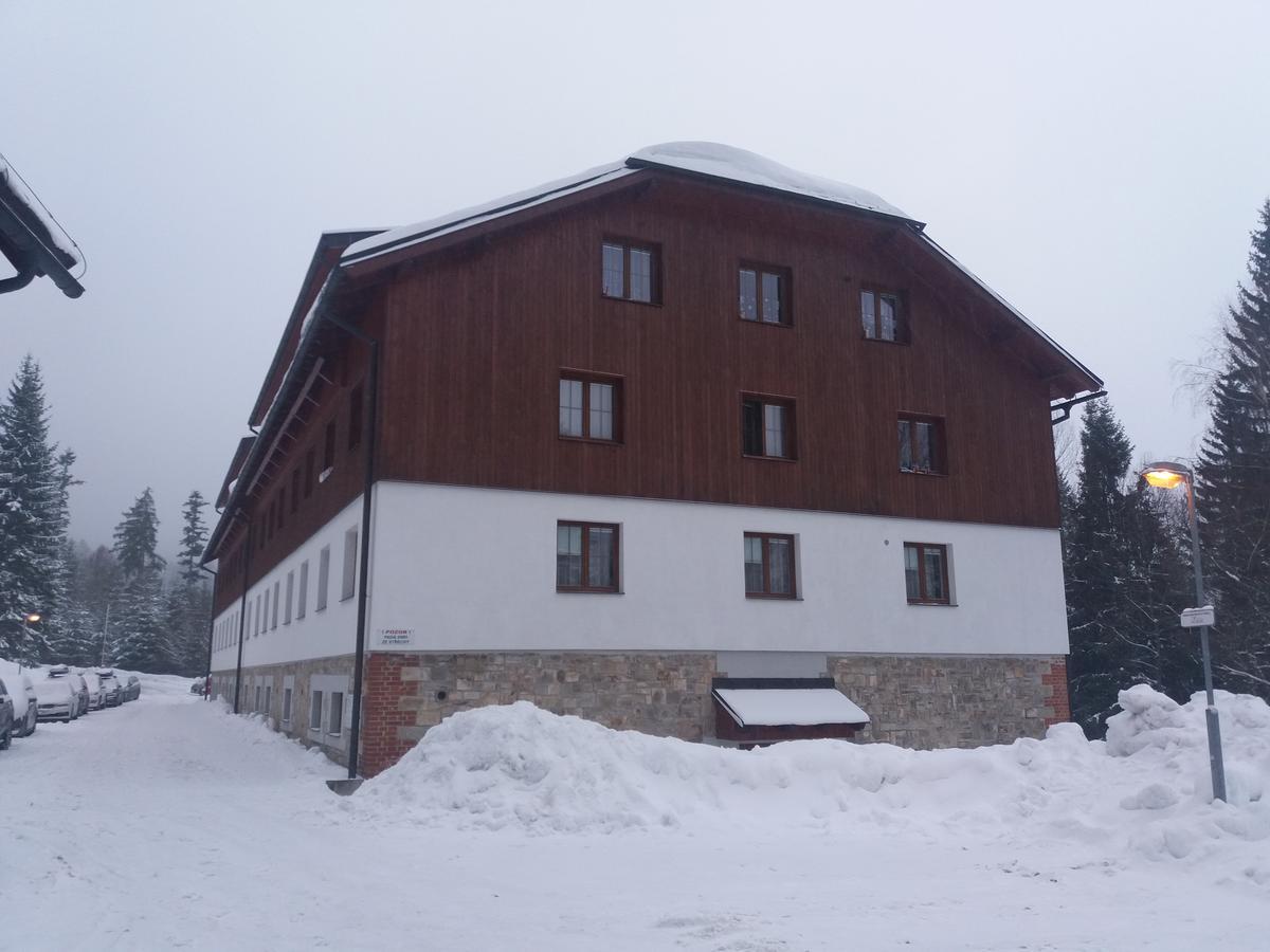 Apartman Spicak Sruby Bagian luar foto